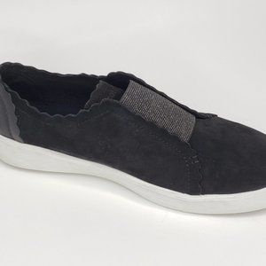 Women's Cole Haan Grand.OS Crosscourt scallop slip on sz 6.5Bc - 1B